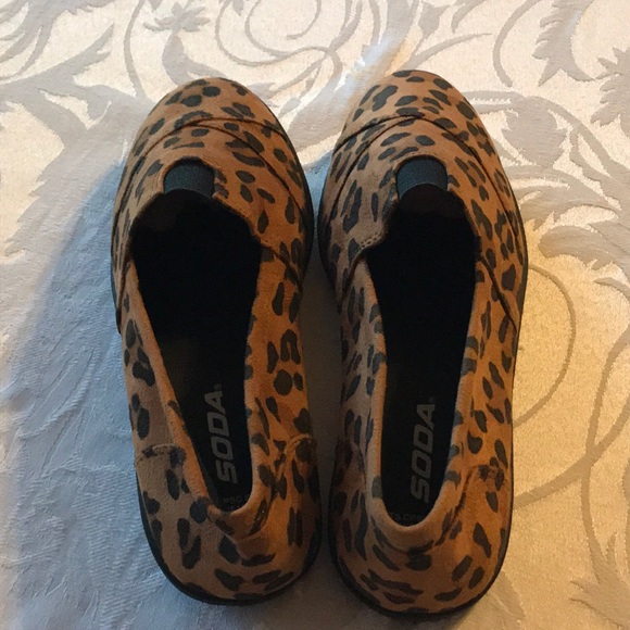 Soda Leopard Pattern shoes - Picture 1 of 8